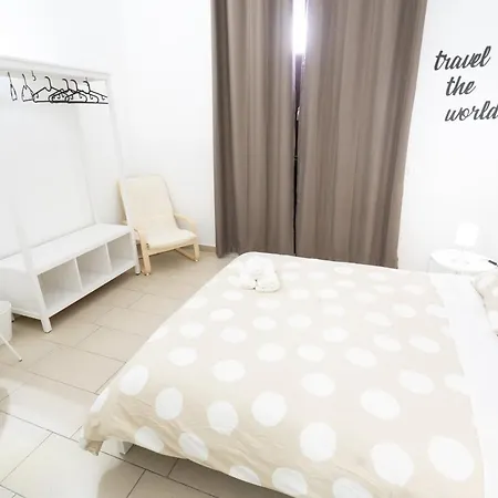 Be Happy Bed & Breakfast