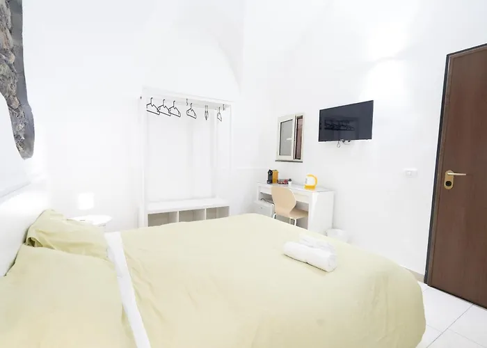 Be Happy كاتانيا